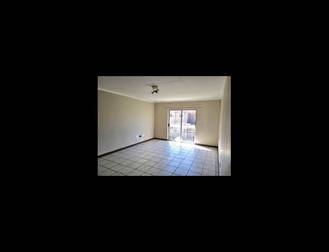 2 BEDROOM APARTMENT FOR SALE IN COMET